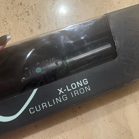 Mint curling iron - Picture 6 of 9